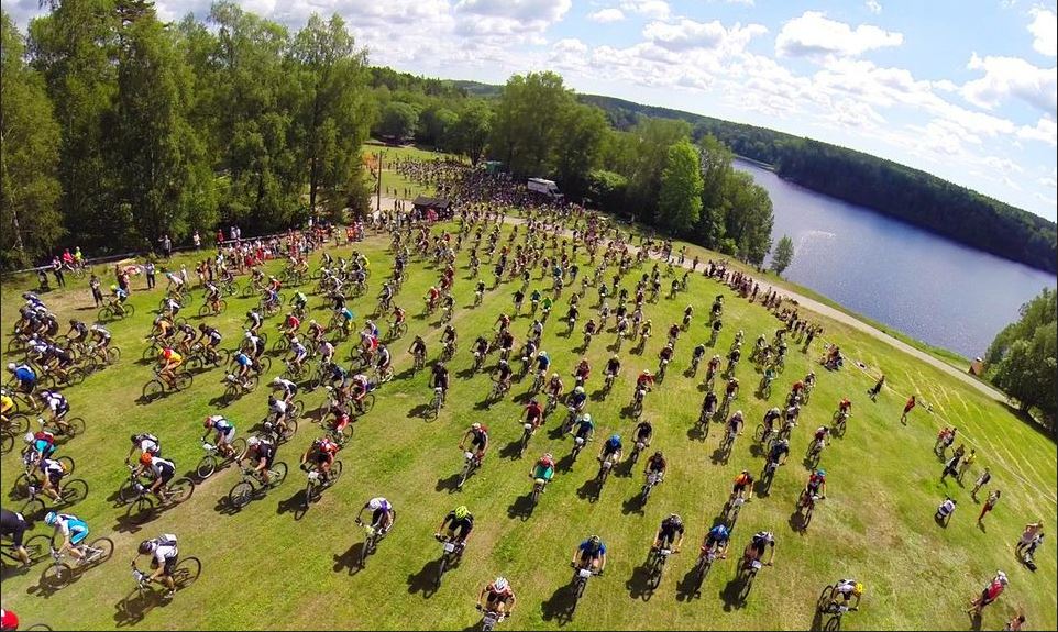 Denna bild har ett alt-attribut som är tomt. Dess filnamn är Start-med-utsikt-fran-Facebook.jpg